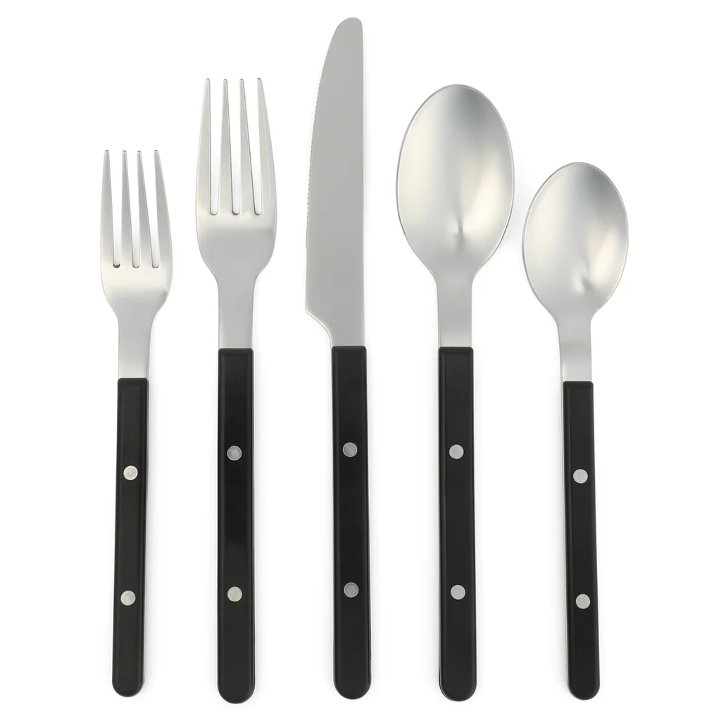 Juego De Cubiertos Sur La Table Kitchen Essentials 20 Pzas Negro Y Acero